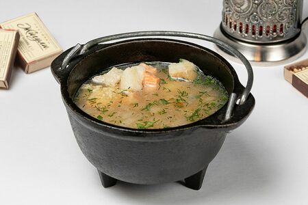 Уха Ростовская с расстегаем