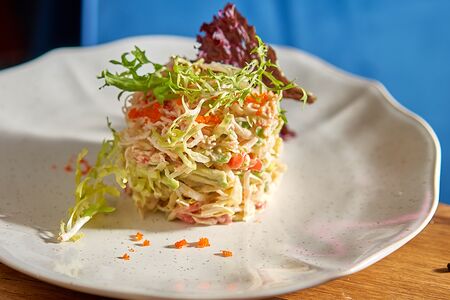 Салат Токио с мясом камчатского краба