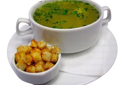 Куриный бульон с сухариками