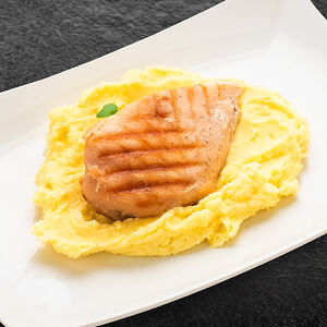 Куриное филе с картофельным пюре