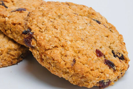 Овсяное печенье с клюквой