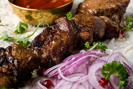 Шашлык из свиной шеи доставка