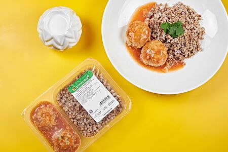 Тефтели с гречкой