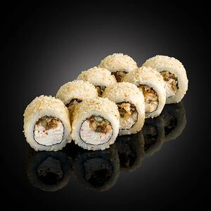 Ролл с угрём в кунжуте