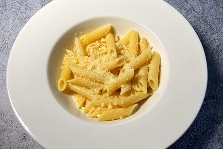 Детские пенне с сыром и сливочным маслом