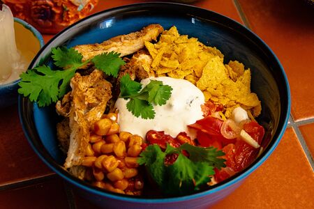 Боул с курицей