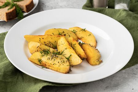 Картофель, запеченный в прованских травах