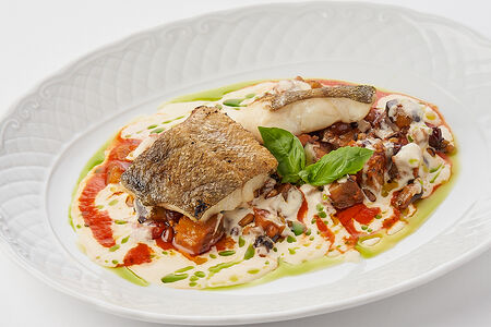 Треска с капонатой по-сицилийски