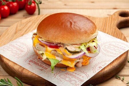 Чикен-чизбургер