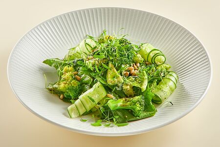 Зеленый салат