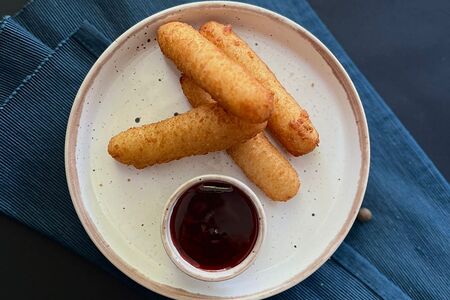 Сырные палочки