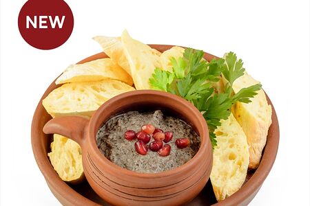 Икра грибная с хлебом пури