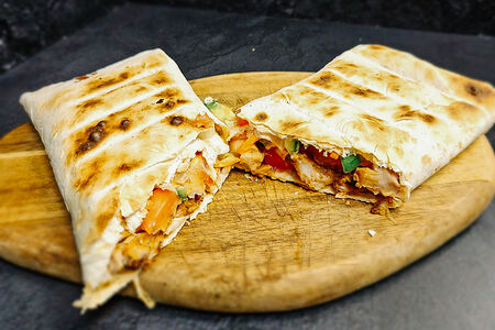 Шаверма на углях из курицы