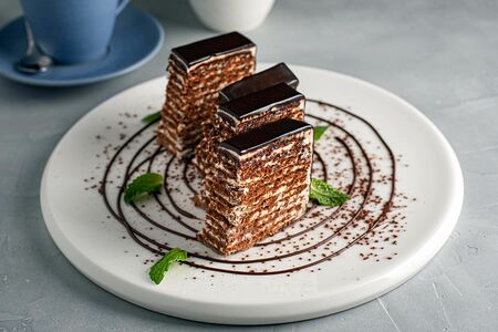 Медовик шоколадный