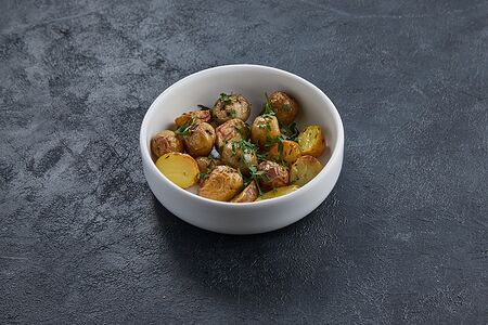 Мини-картофель обжаренный в травах