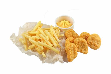 Наггетсы и картофель фри