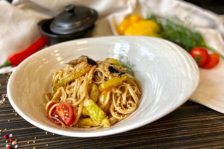 Удон с овощами