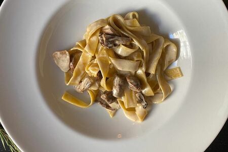 Паста Паппарделле с белыми грибами