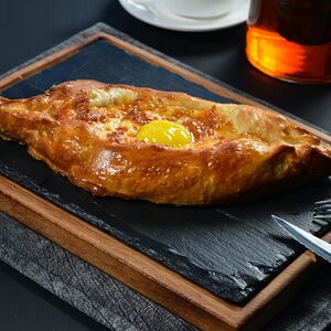 Хачапури по-аджарски