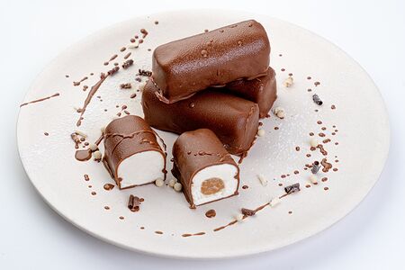 Глазированный сырок со сгущенкой