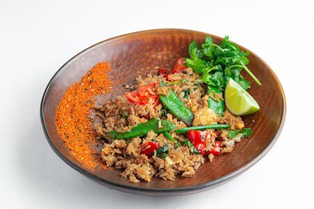 Рис с яйцом и базиликом