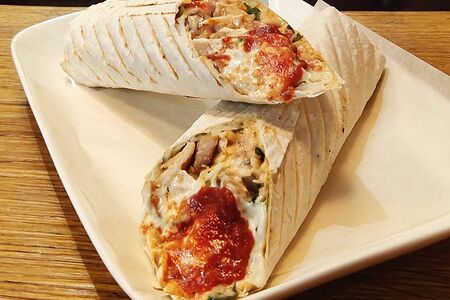 Шаурма с картофелем фри и сыром