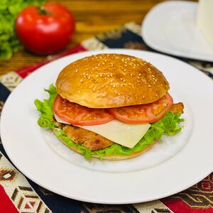 Сэндвич с курицей и сыром пармезан