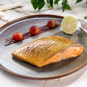 Стейк из дикого лосося