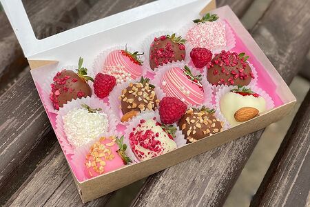 Нежный десерт 12 с малиной