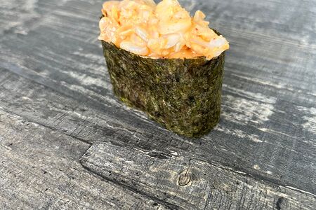 Гункан с креветкой