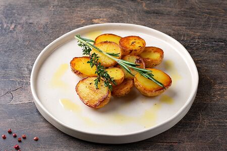 Запеченный мини-картофель с травами