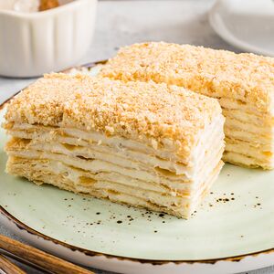 Пирожное Наполеон с заварным кремом