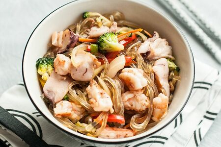 Вок удон с овощами