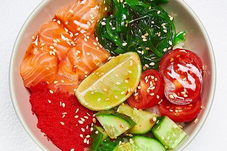 Поке с лососем