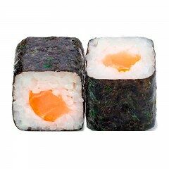 Маки с копченым лососем