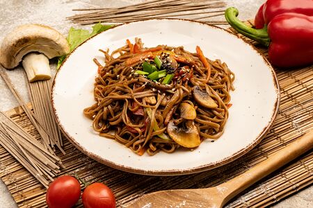 Гречневая лапша с креветками в Устричном соусе