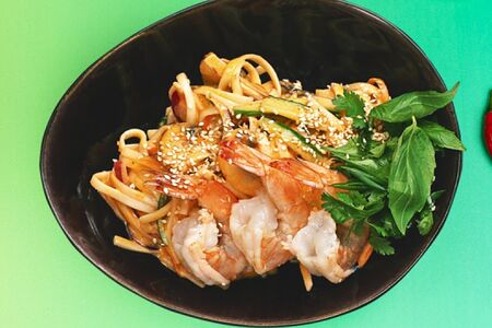 Лапша удон с соусом том ям