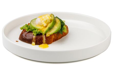 Авокадо-тост