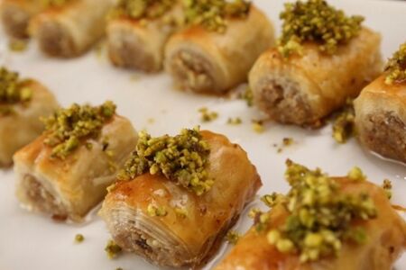 Пахлава с орехами