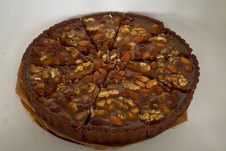 Тарт орех-карамель