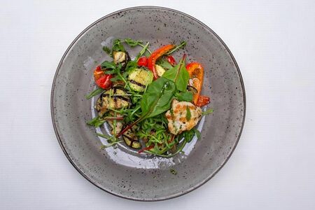 Салат гриль