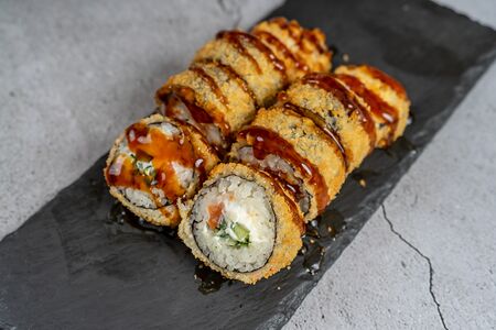 Сяке Темпура жареный