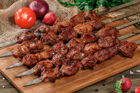 Шашлык из cвинoй шейки