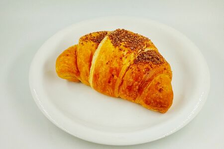 Круассан с шоколадом