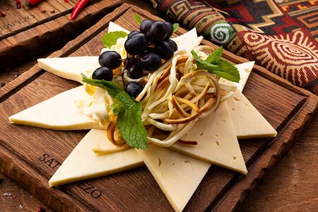 Ассорти грузинских сыров