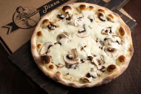 Пицца Жюльен с курицей