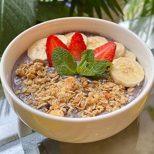 Смузи-боул Банан-авокадо