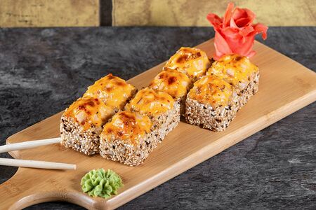 Запеченный ролл Пусан