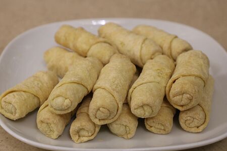 Рогалики с грецким орехом