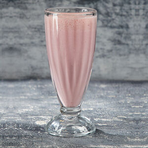 Клубничный милкшейк